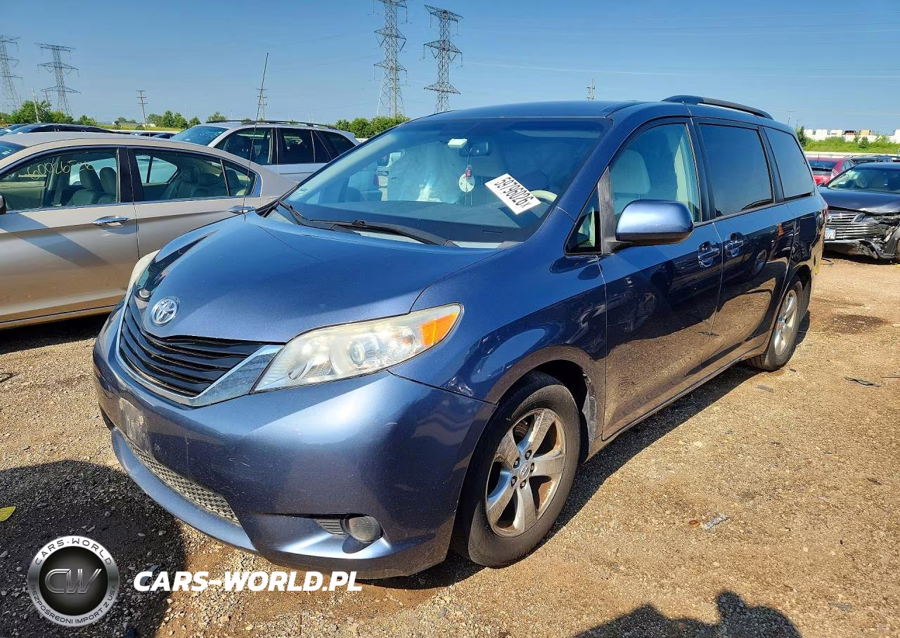 2014 Toyota Sienna Le