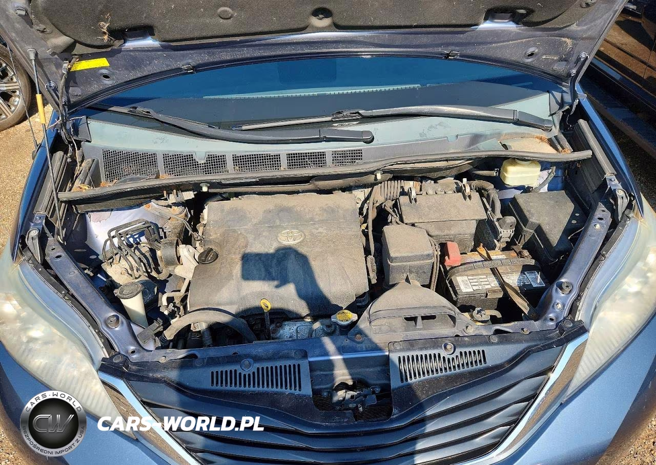 2014 Toyota Sienna Le VIN:5TDKK3DC3ES526815 - 11