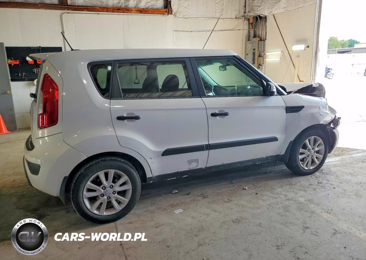 2012 Kia Soul + VIN:KNDJT2A61C7479194 - 3