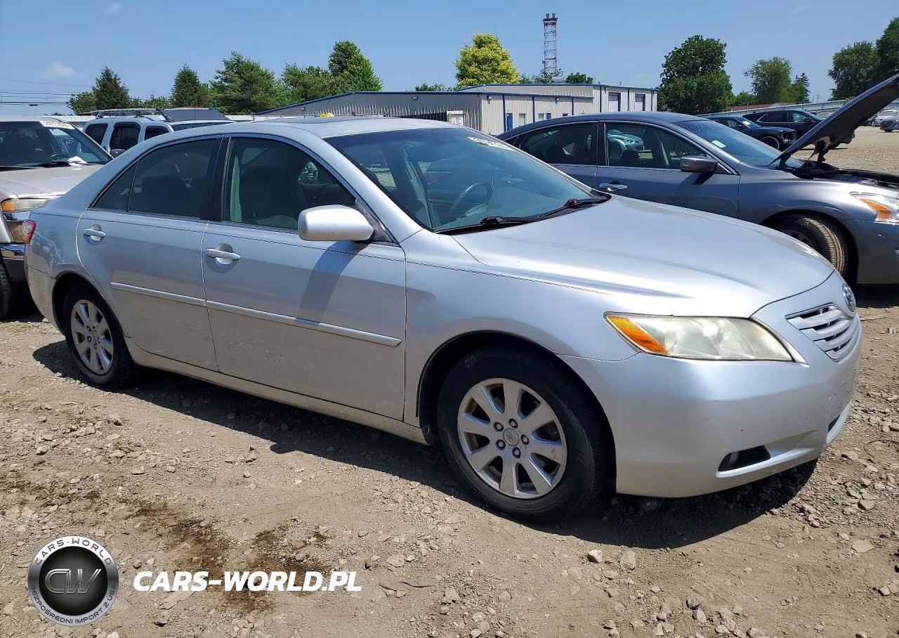 2007 Toyota Camry Xle VIN:JTNBE46KX73072581 - 4