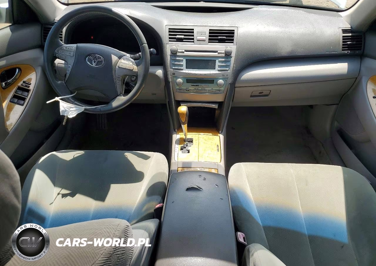 2007 Toyota Camry Xle VIN:JTNBE46KX73072581 - 8