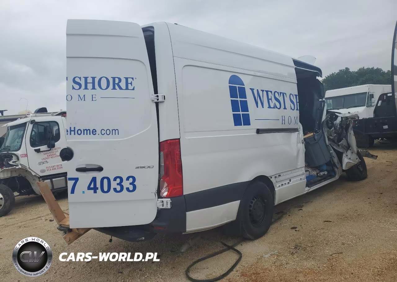 2023 Mercedes-Benz Sprinter 2500 VIN:W1Y4KCHY0PT137743 - 3