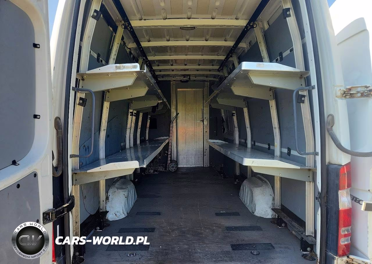 2011 Mercedes-Benz Sprinter 2500 Delivery Van VIN:WD3PE8CB1B5557365 - 10