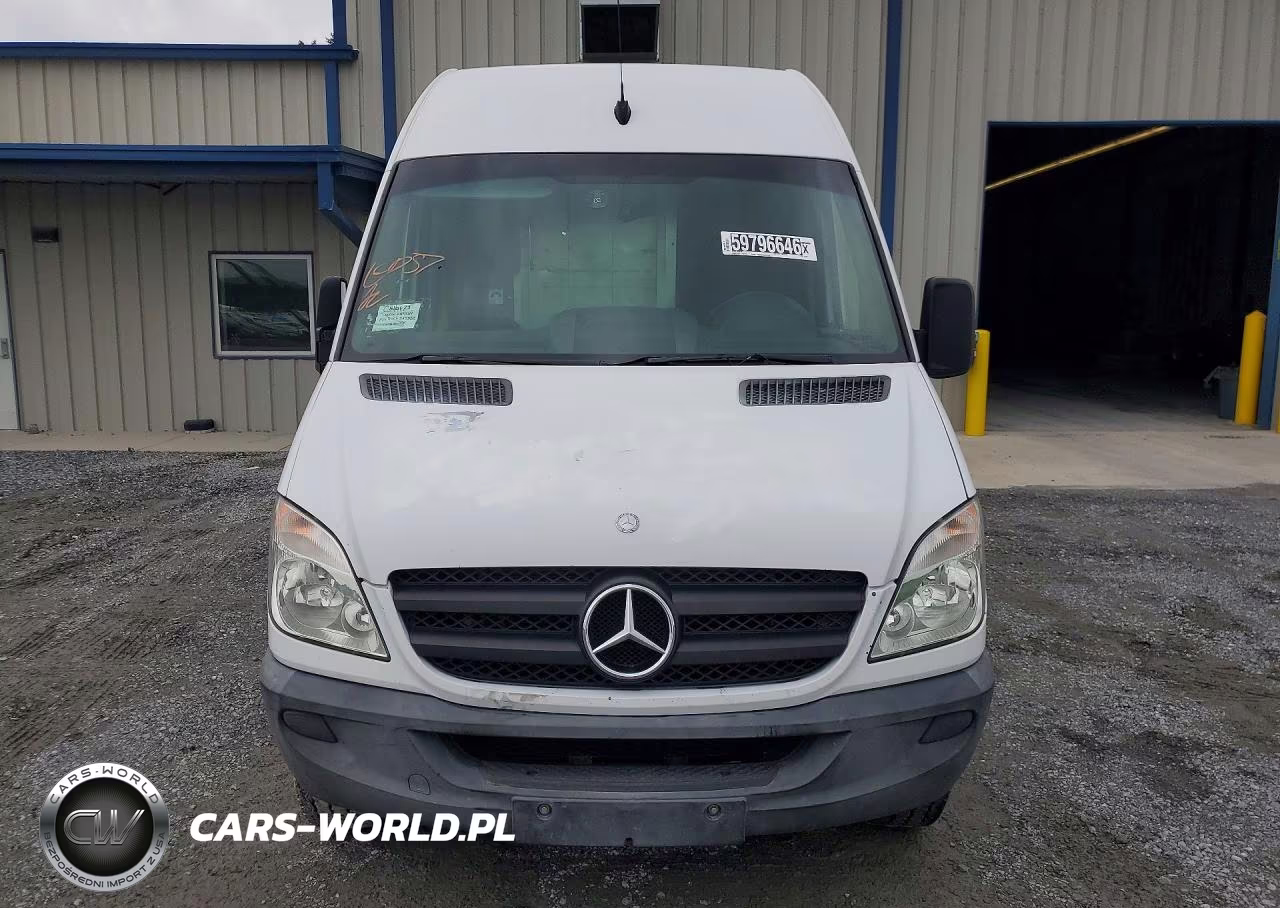 2011 Mercedes-Benz Sprinter 2500 Delivery Van VIN:WD3PE8CB1B5557365 - 5