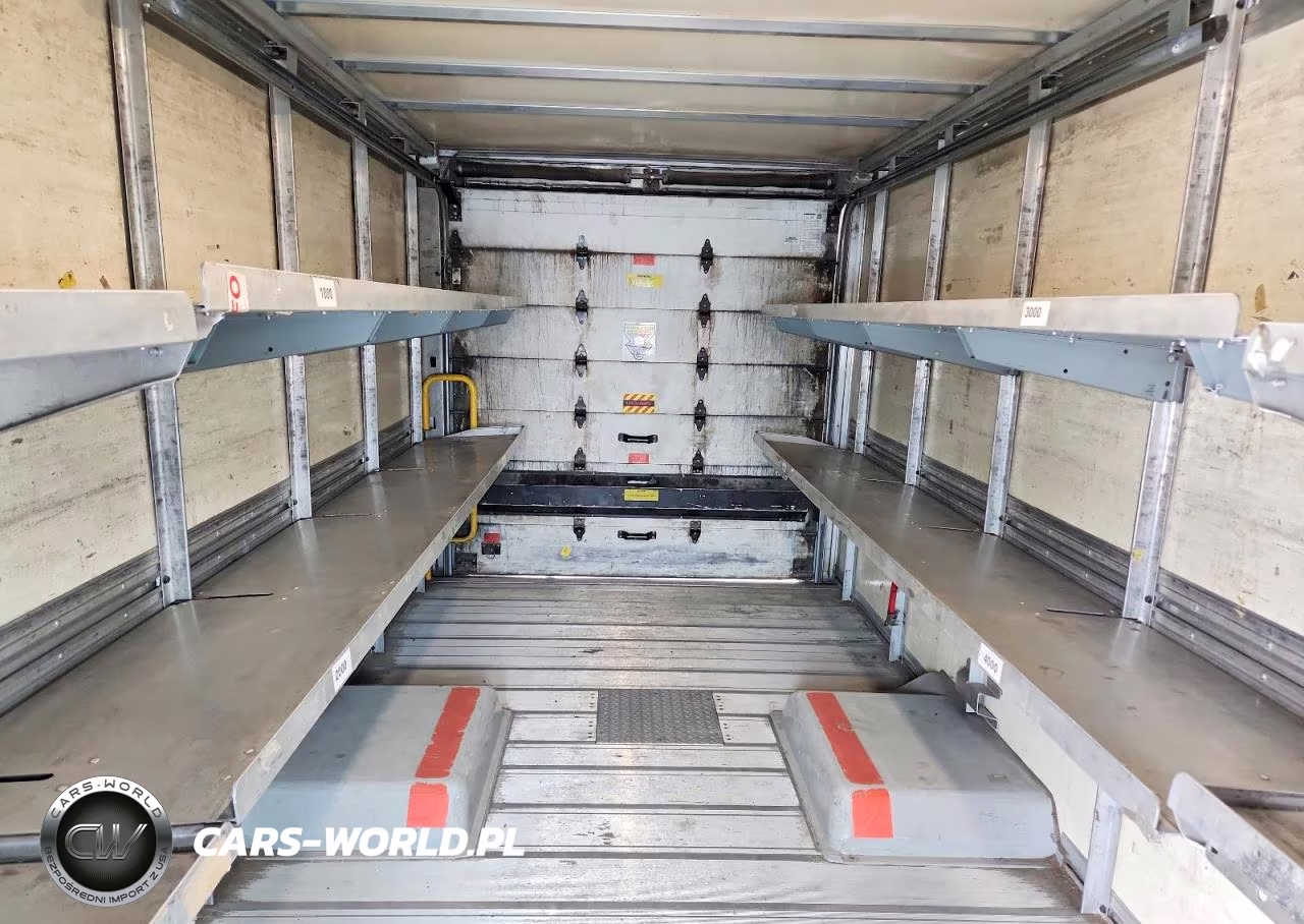 2016 Isuzu Reach Delivery Van VIN:JALB4T17XG7W00048 - 10