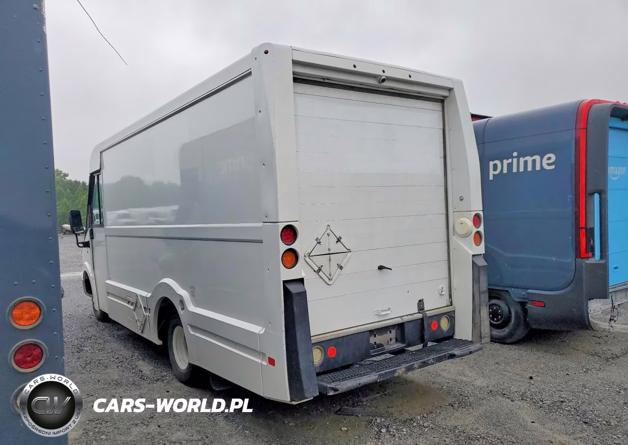 2016 Isuzu Reach Delivery Van VIN:JALB4T17XG7W00048 - 2