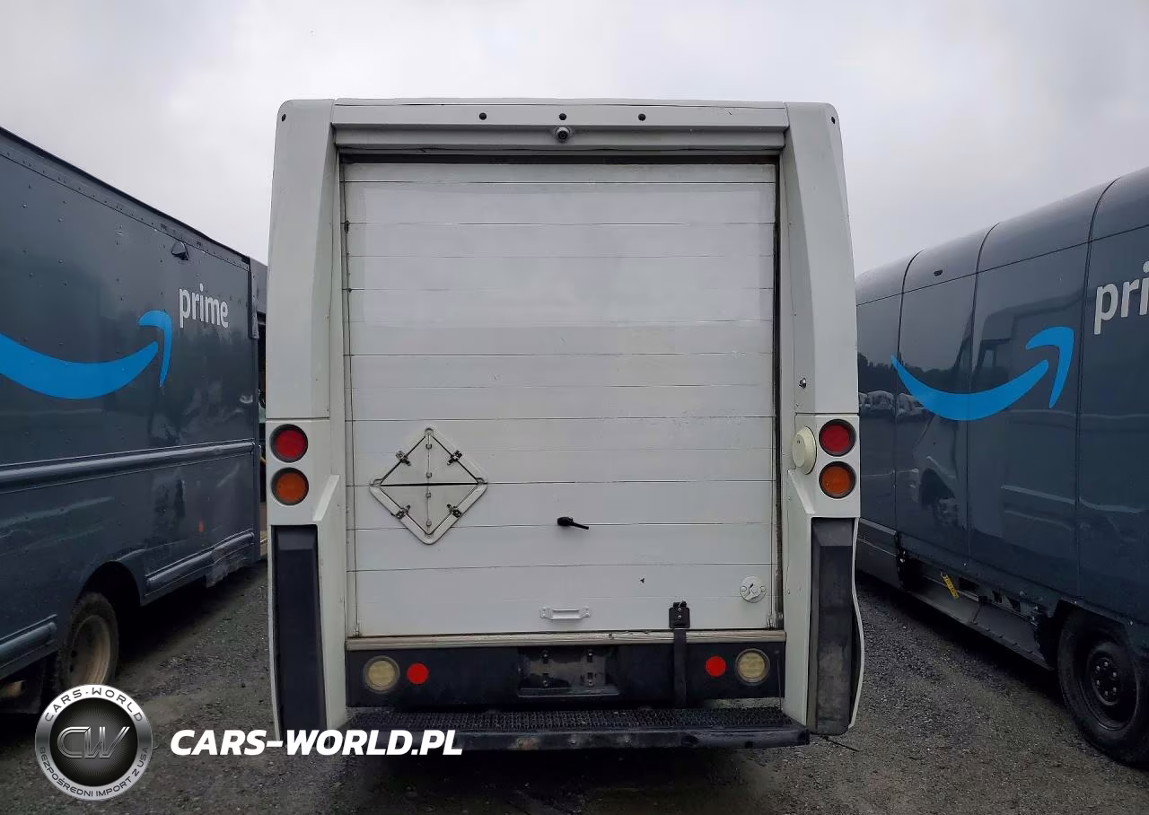 2016 Isuzu Reach Delivery Van VIN:JALB4T17XG7W00048 - 6