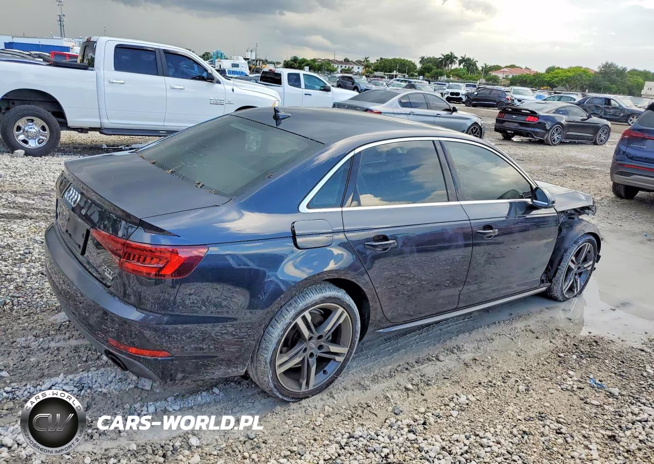 2018 Audi A4 Premium Plus VIN:WAULMAF45JA212936 - 3