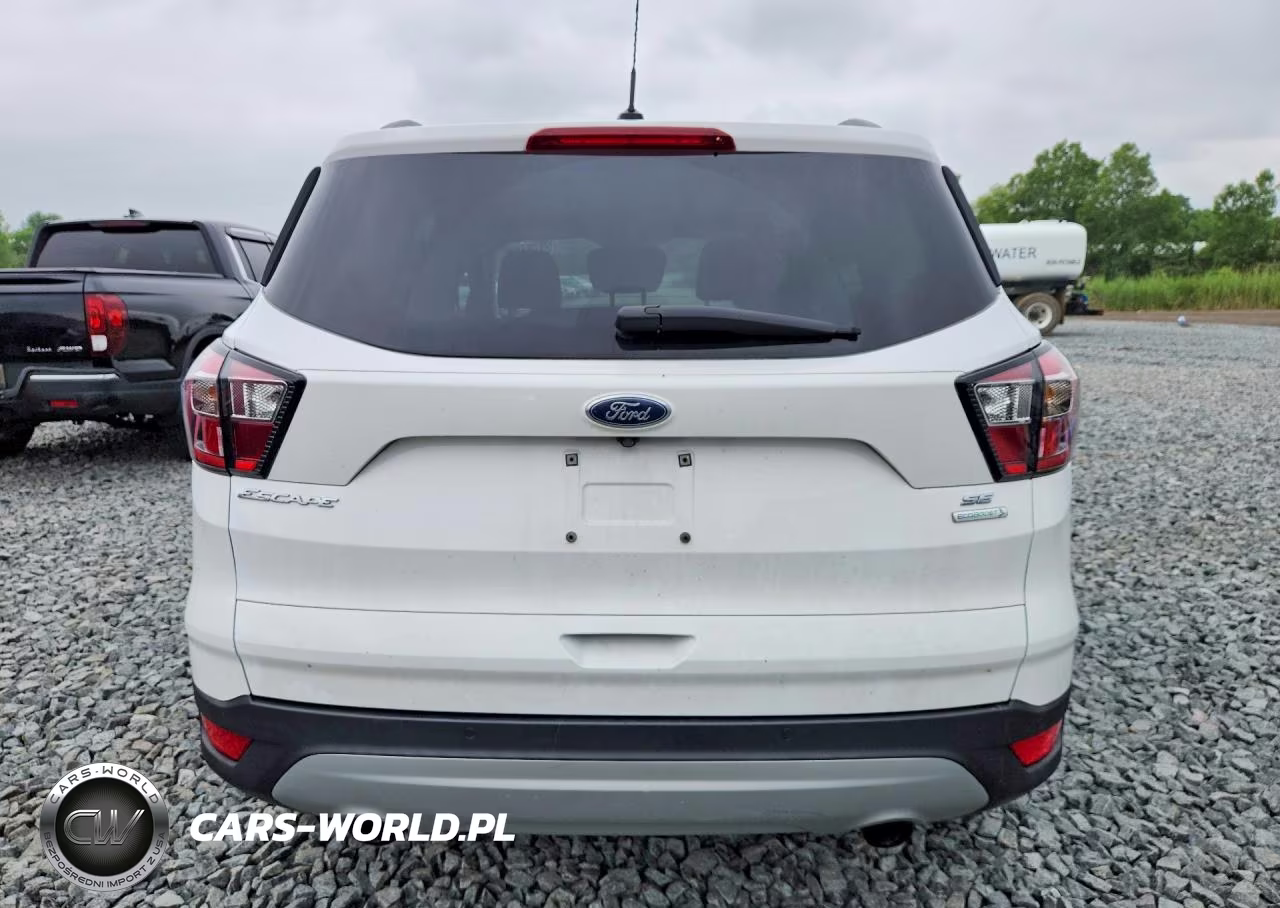 2017 Ford Escape VIN:1FMCU0GD8HUB76188 - 6