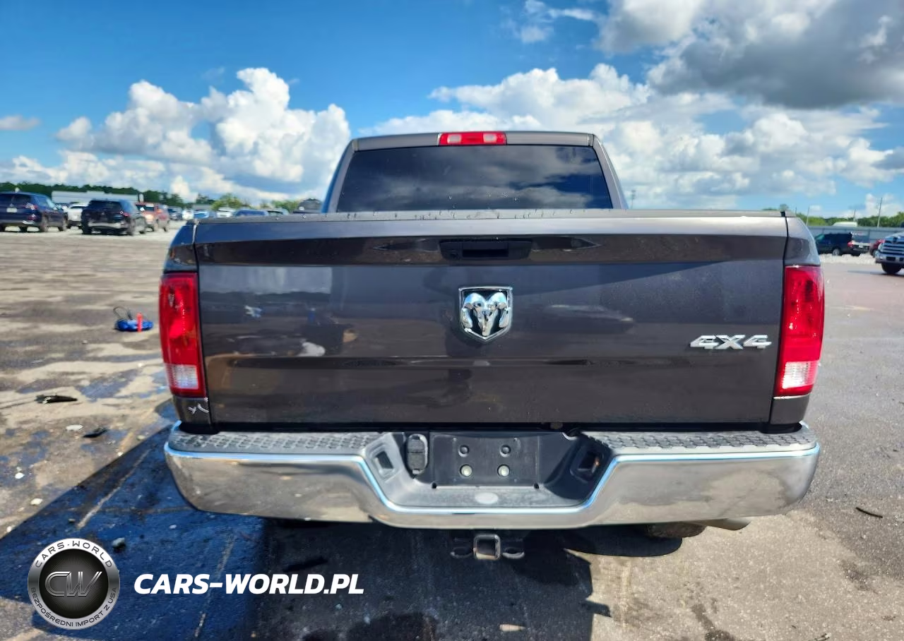 2020 Ram 1500 Classic Tradesman VIN:3C6RR7KG1LG152960 - 6