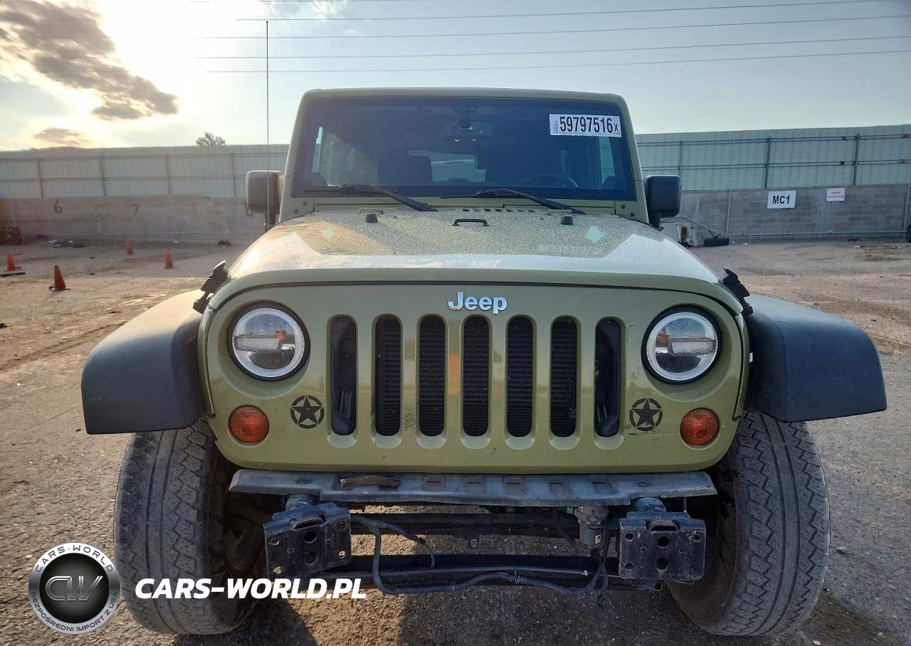 2013 Jeep Wrangler Sport VIN:1C4AJWAG5DL637535 - 5