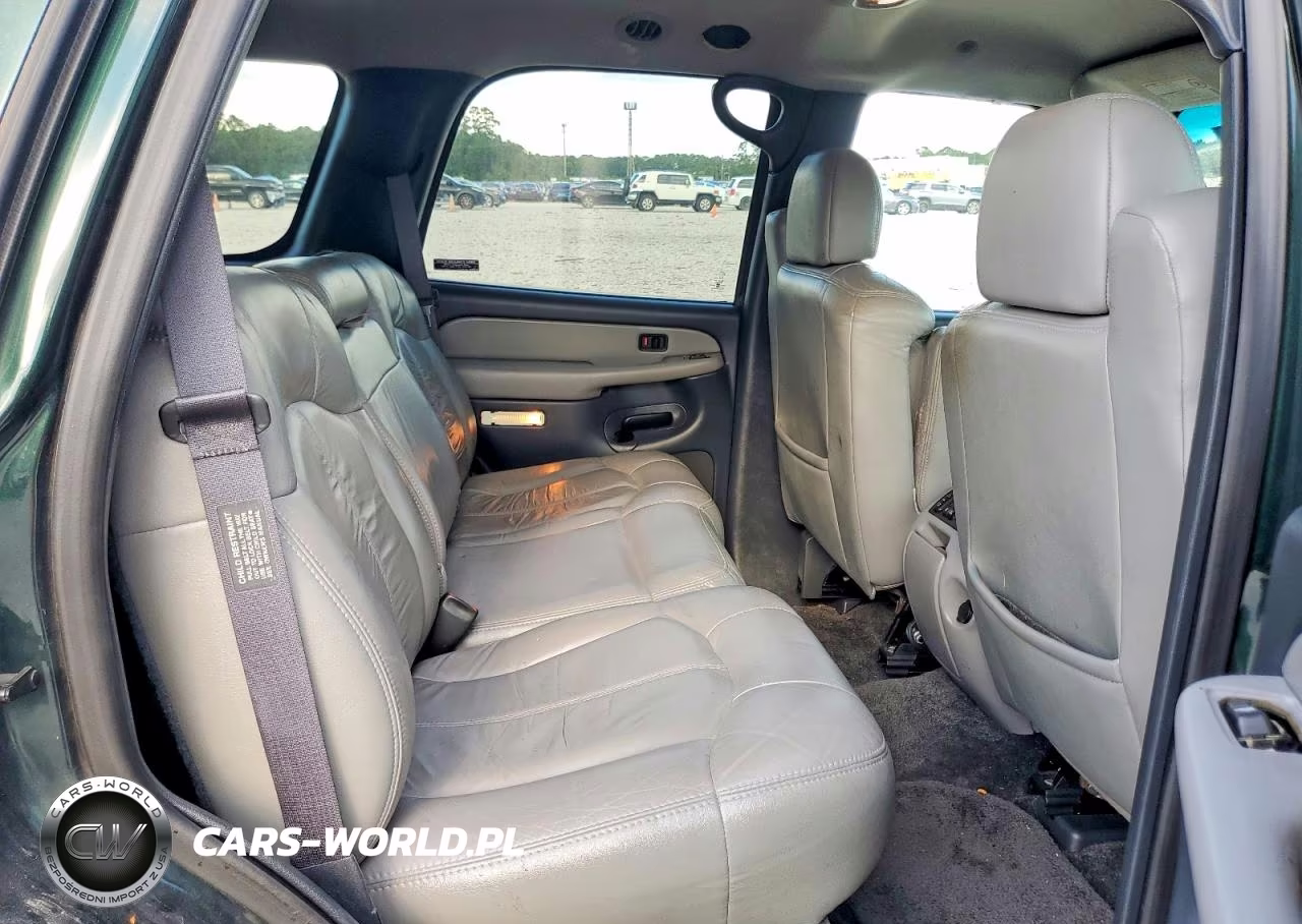2001 Chevrolet Tahoe C1500 VIN:1GNEC13T91R130050 - 11