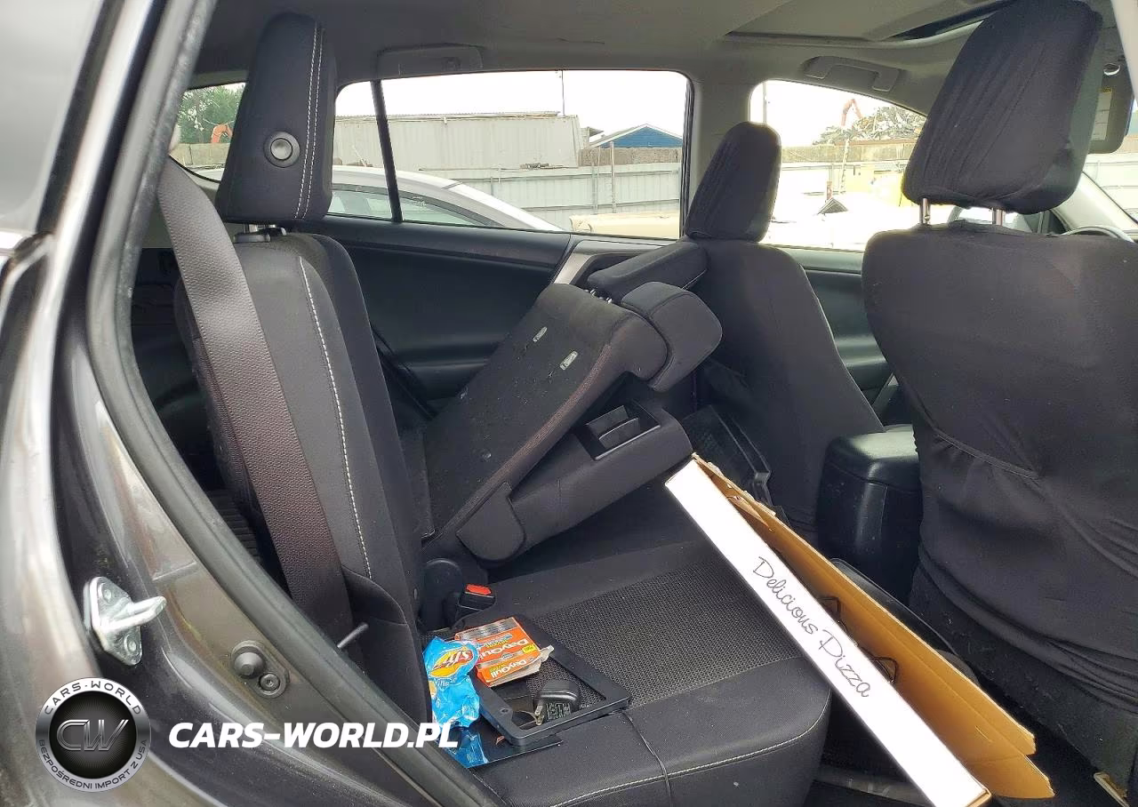 2018 Toyota Rav4 Xle VIN:JTMRFREV4JJ246219 - 11