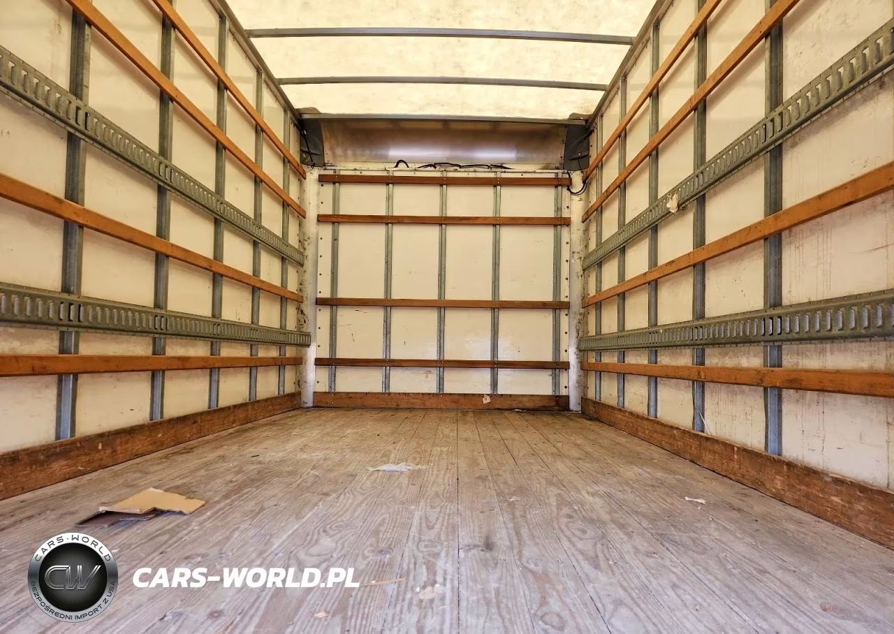 2019 Chevrolet 4500 Box Truck VIN:54DCDW1B8KS810077 - 11