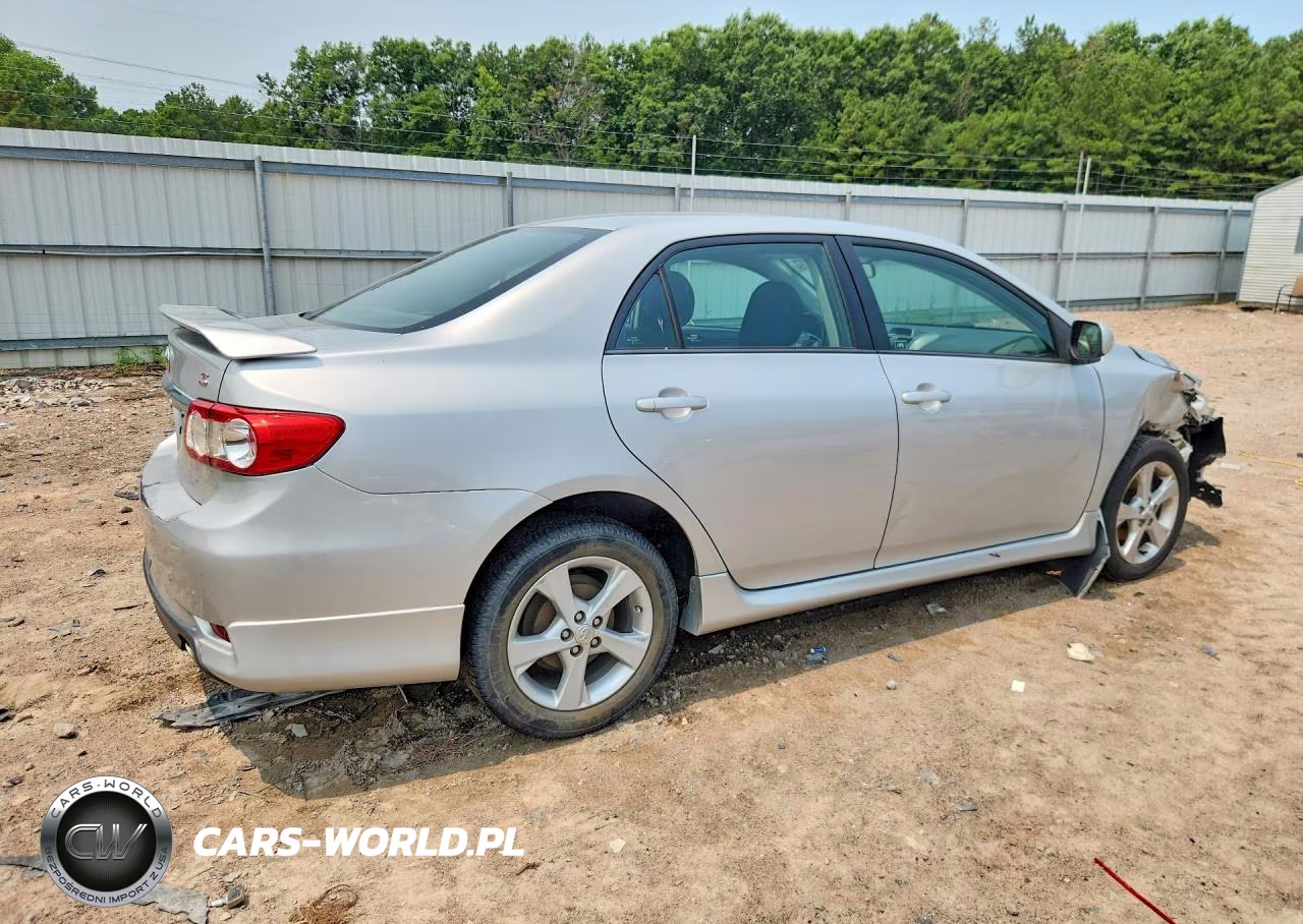 2013 Toyota Corolla S VIN:5YFBU4EE1DP159209 - 3