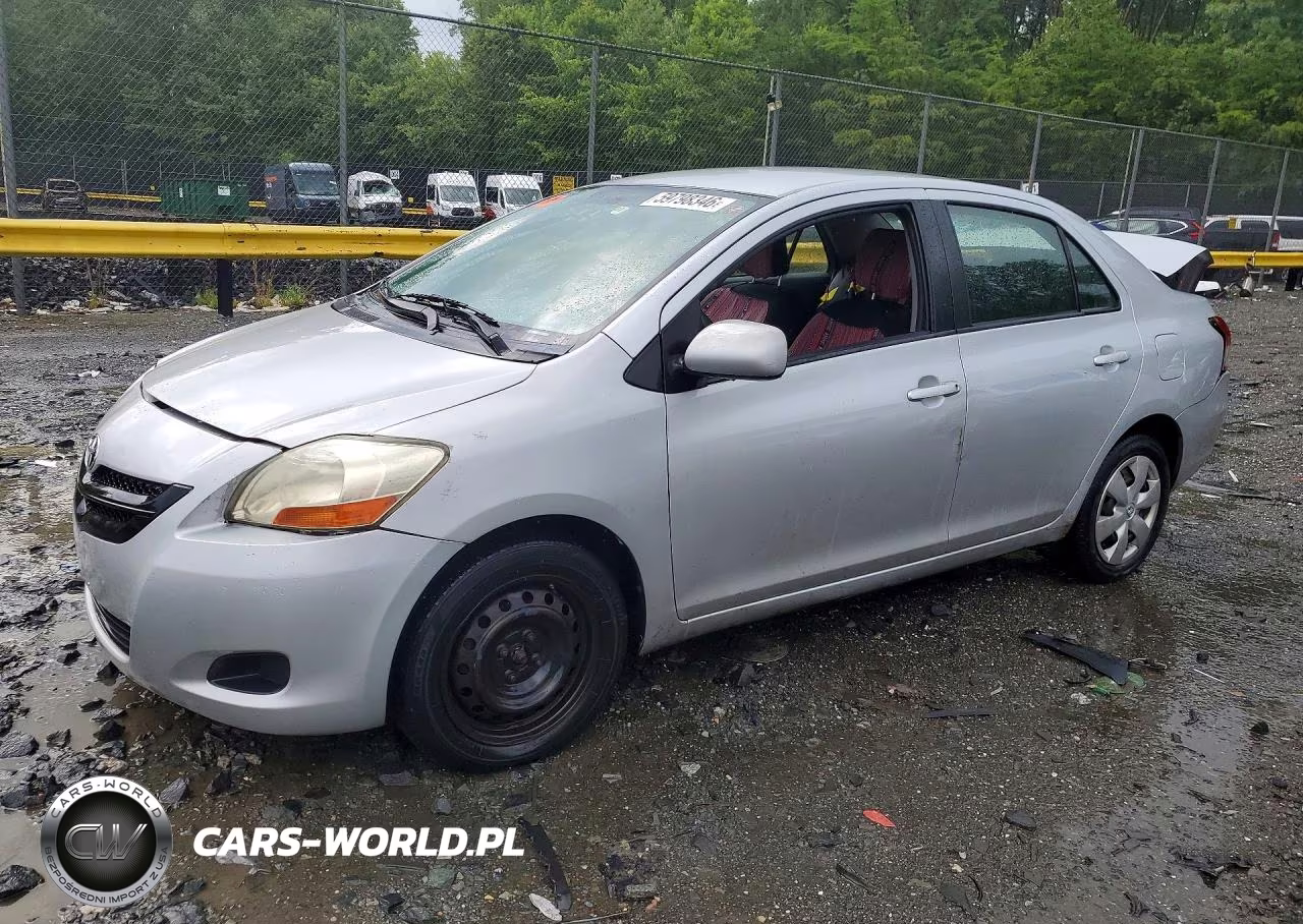 2008 Toyota Yaris – zdjęcie 1 z 12