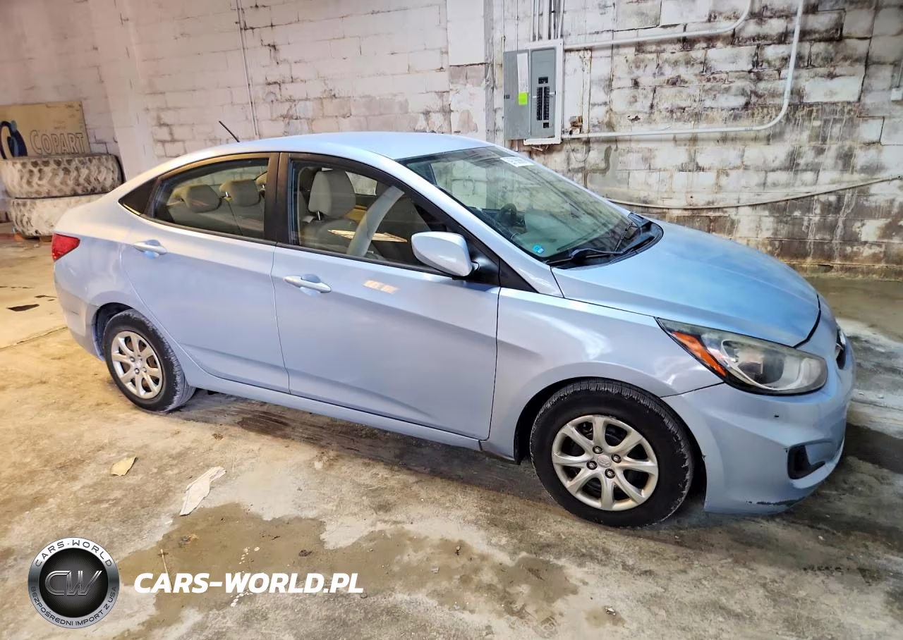 2014 Hyundai Accent Gls VIN:KMHCT4AE8EU660370 - 4
