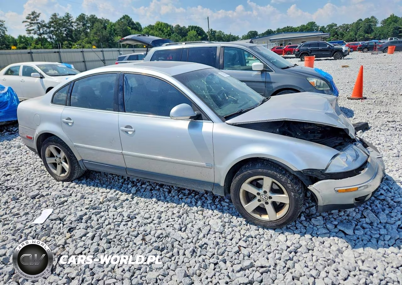 2004 Volkswagen Passat Glx VIN:WVWRH63B14P323275 - 4