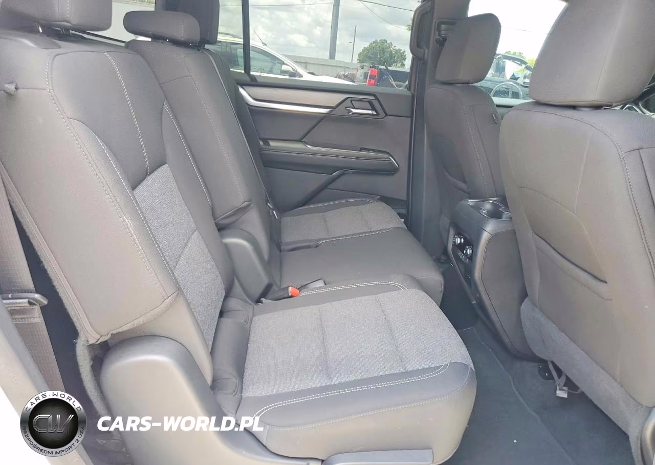 2025 GMC Acadia Elevation VIN:1GKENKRSXSJ136600 - 11
