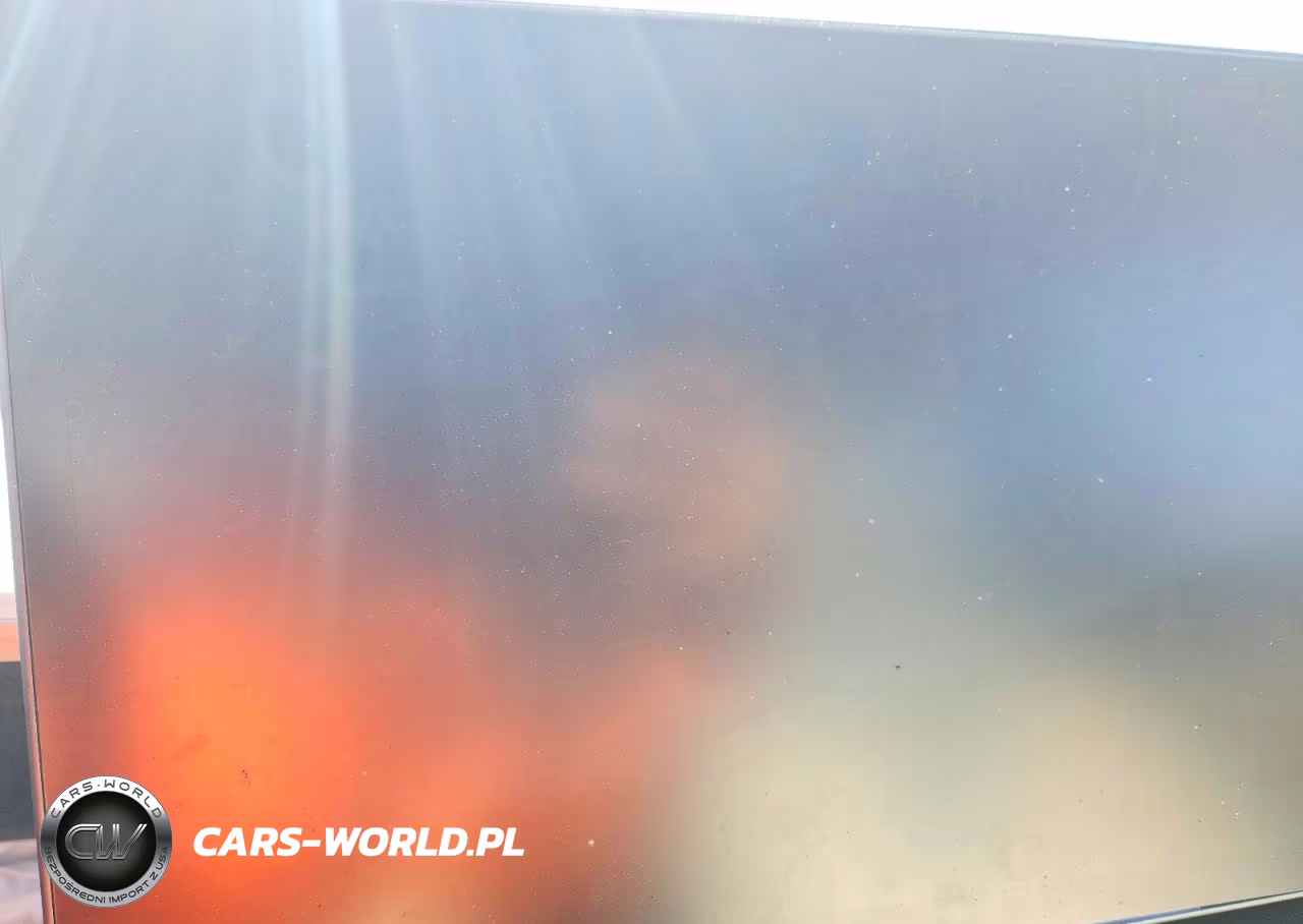 2021 Tesla Model Y VIN:5YJYGDEFXMF219994 - 9