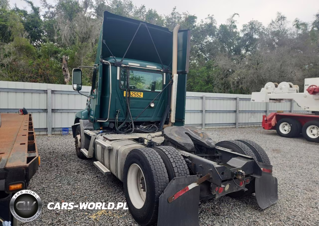 2017 Mack Cxu612 Semi Truck VIN:1M1AW01X1HM009860 - 3