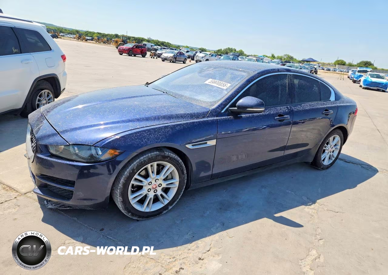 2017 Jaguar Xe Premium