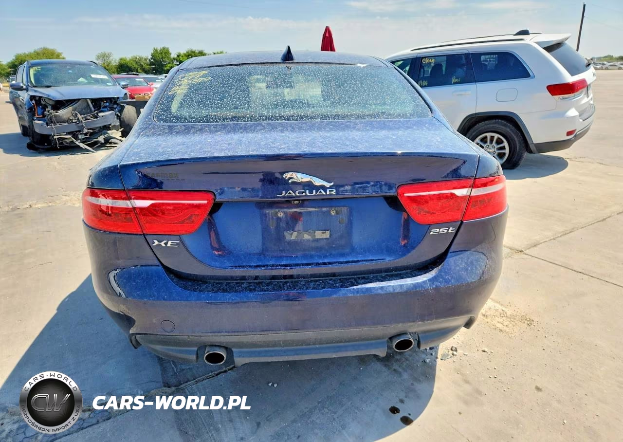 2017 Jaguar Xe Premium VIN:SAJAD4BG3HA973536 - 6