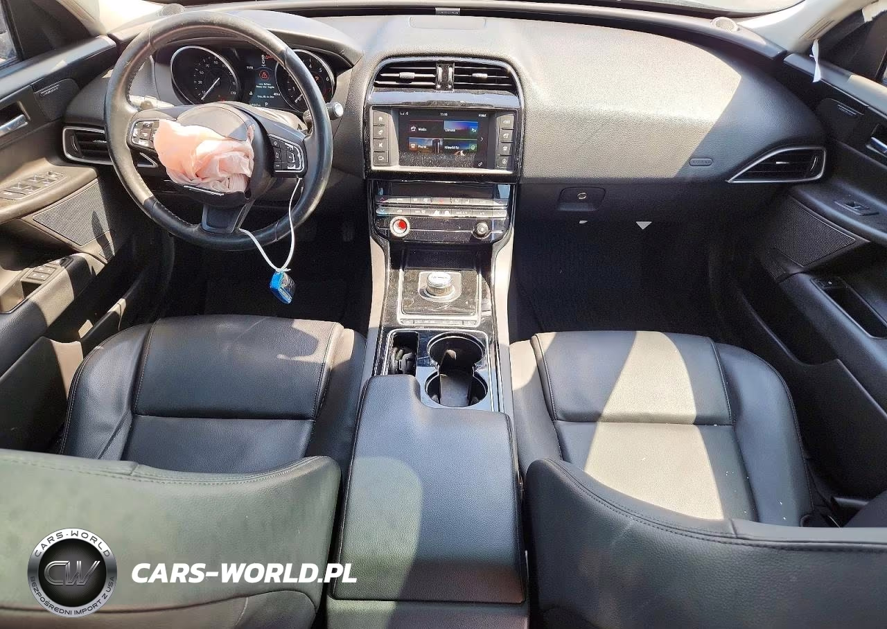 2017 Jaguar Xe Premium VIN:SAJAD4BG3HA973536 - 8