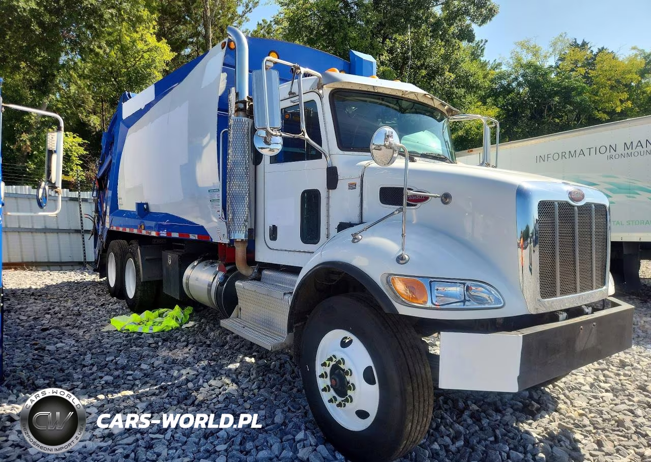 2017 Peterbilt 348 Refuse Truck VIN:2NP3LJ0X1HM448827 - 4