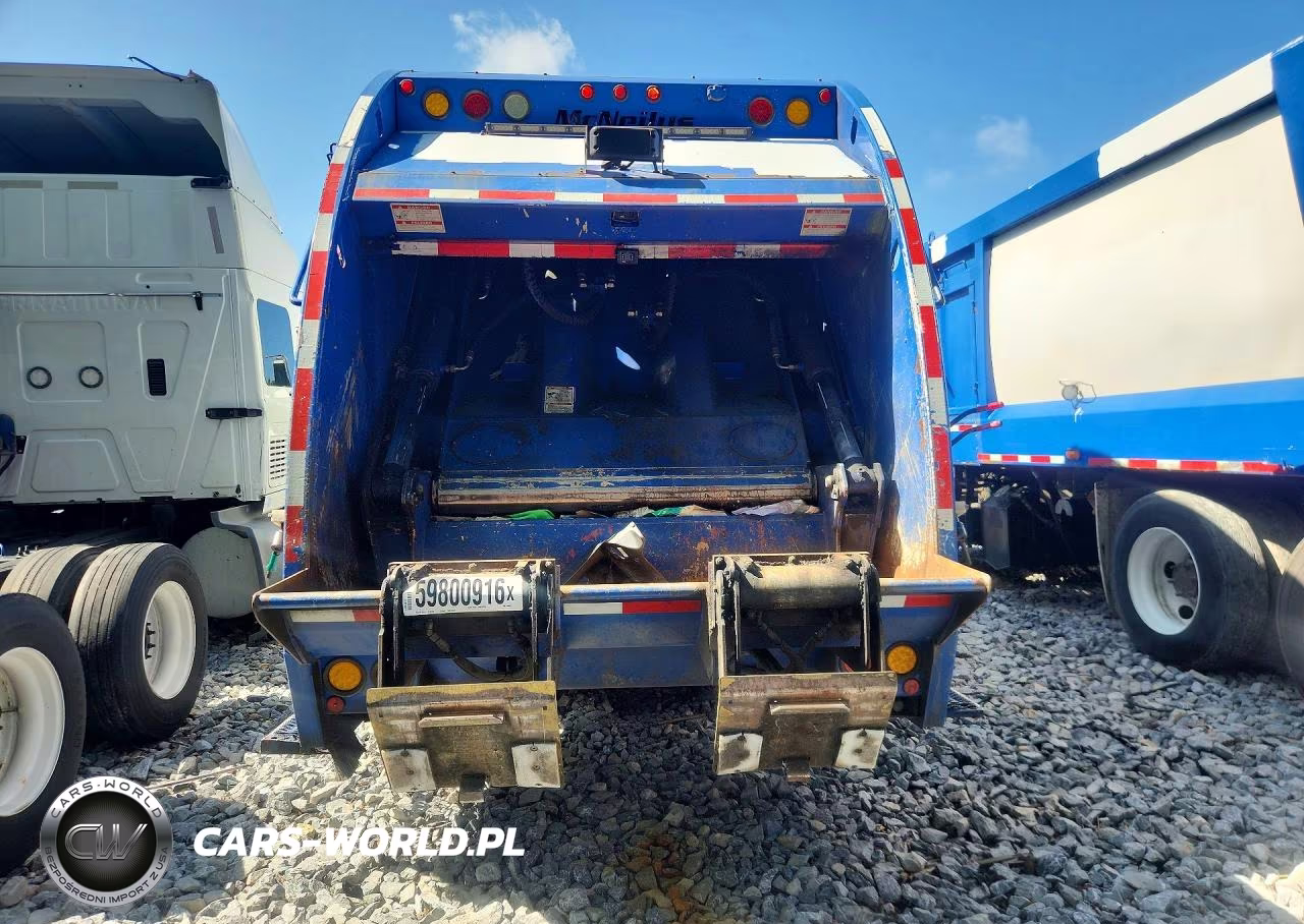 2017 Peterbilt 348 Refuse Truck VIN:2NP3LJ0X1HM448827 - 6