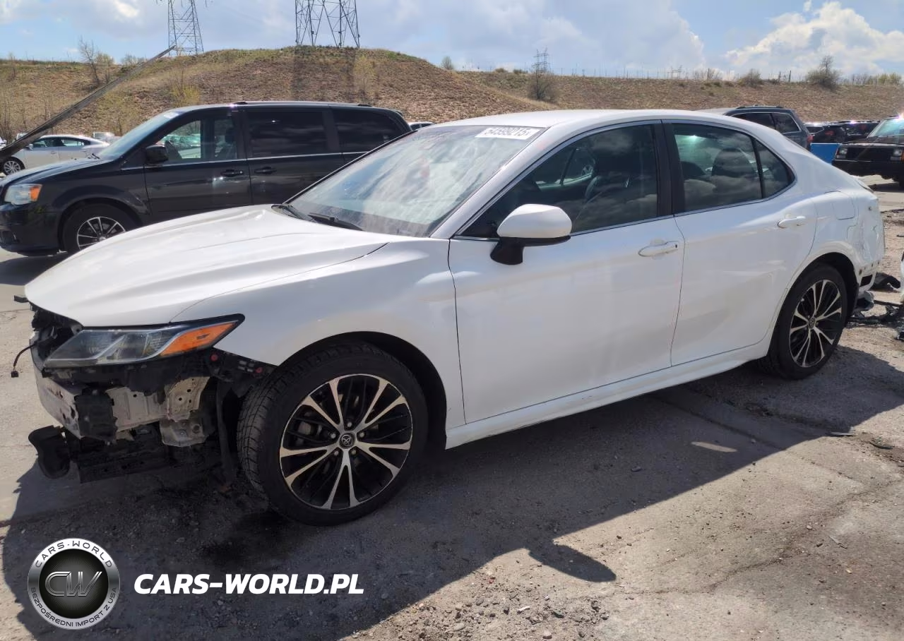 2018 Toyota Camry L – zdjęcie 1 z 13