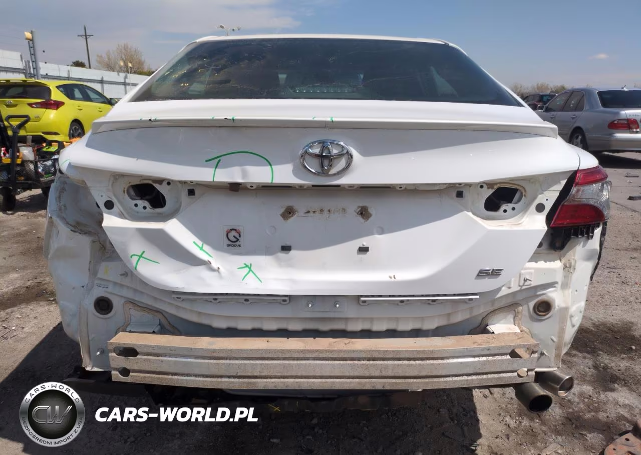 2018 Toyota Camry L VIN:4T1B11HK6JU583875 - 6