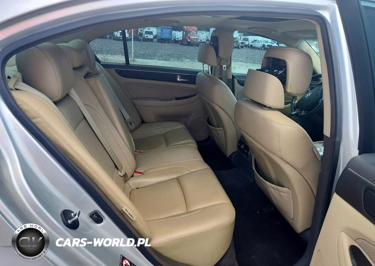 2011 Hyundai Genesis 3.8L VIN:KMHGC4DE8BU138704 - 10