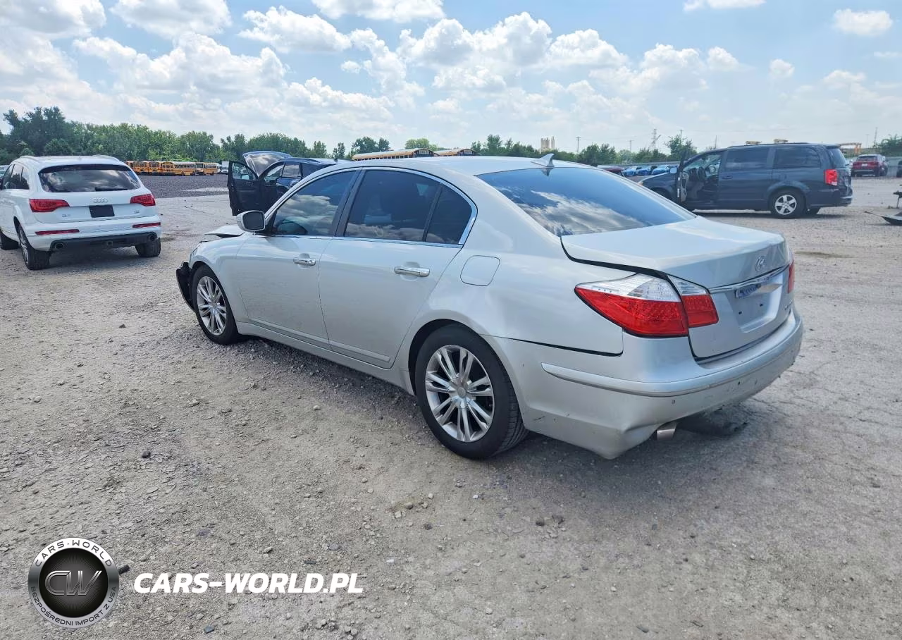 2011 Hyundai Genesis 3.8L VIN:KMHGC4DE8BU138704 - 2