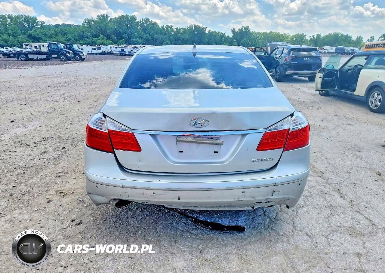 2011 Hyundai Genesis 3.8L VIN:KMHGC4DE8BU138704 - 6