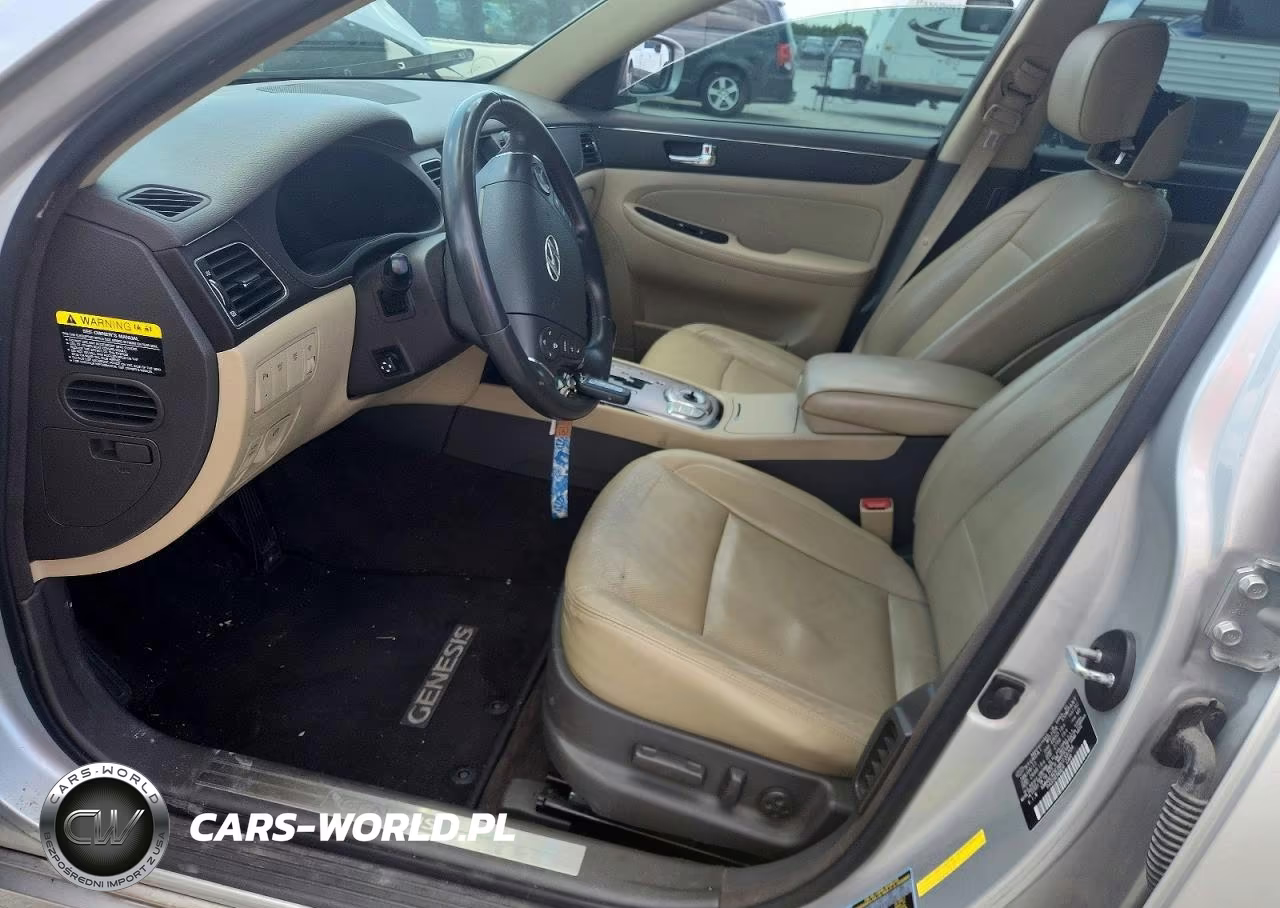2011 Hyundai Genesis 3.8L VIN:KMHGC4DE8BU138704 - 7