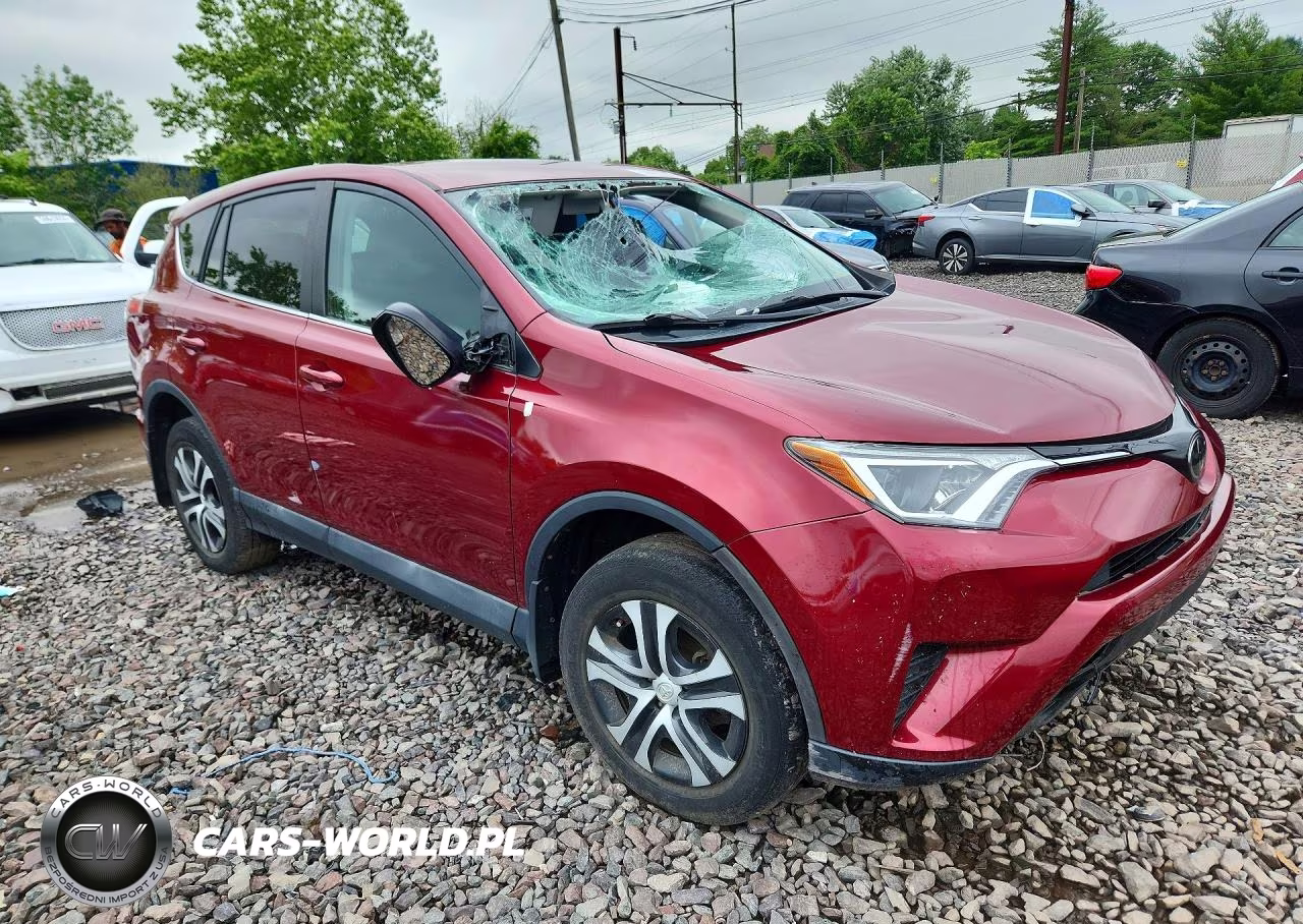 2018 Toyota Rav4 Le VIN:2T3BFREV3JW743717 - 4