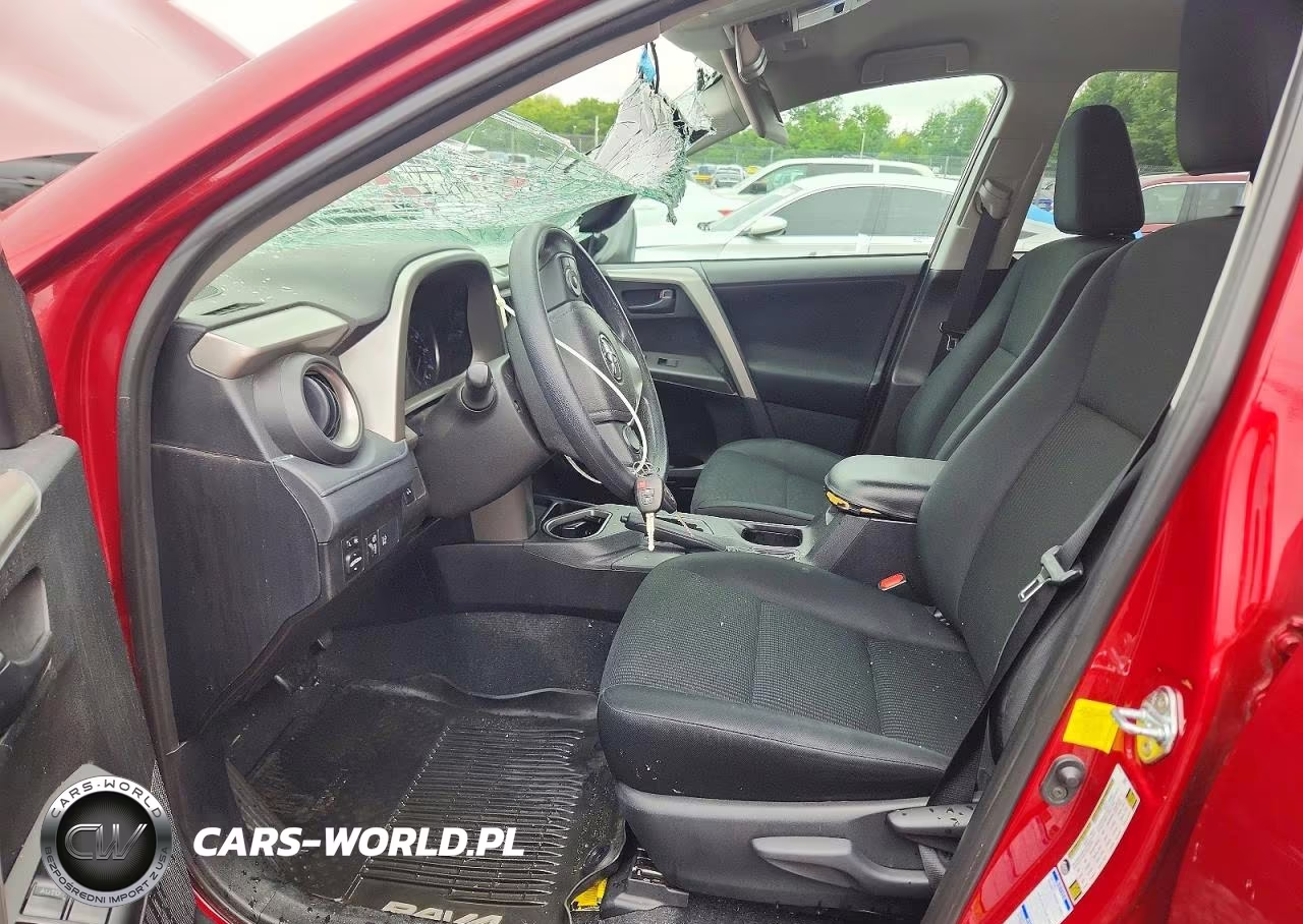 2018 Toyota Rav4 Le VIN:2T3BFREV3JW743717 - 7