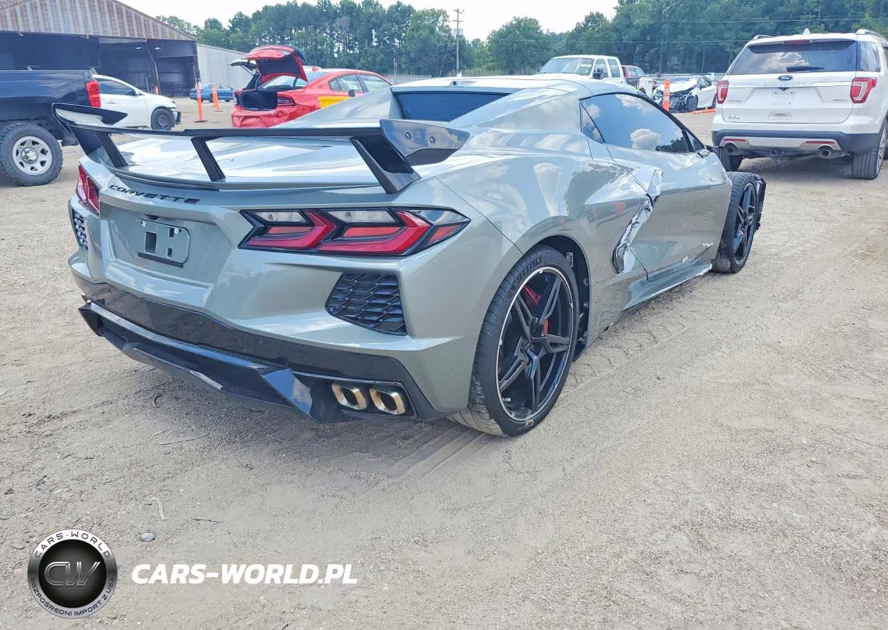 2022 Chevrolet Corvette Stingray 2Lt VIN:1G1YB3D48N5114245 - 3
