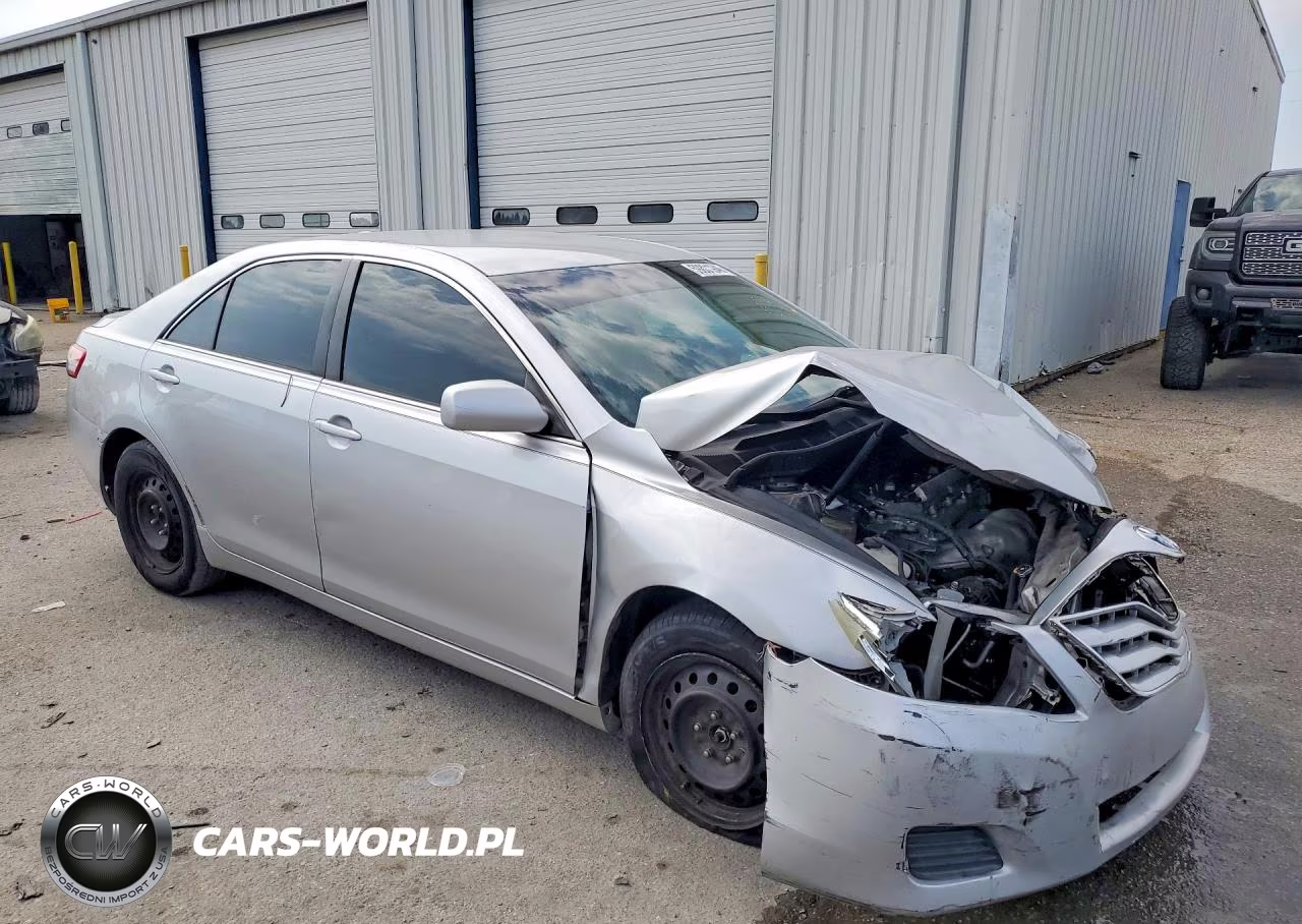 2010 Toyota Camry Le VIN:4T1BF3EK8AU538406 - 4