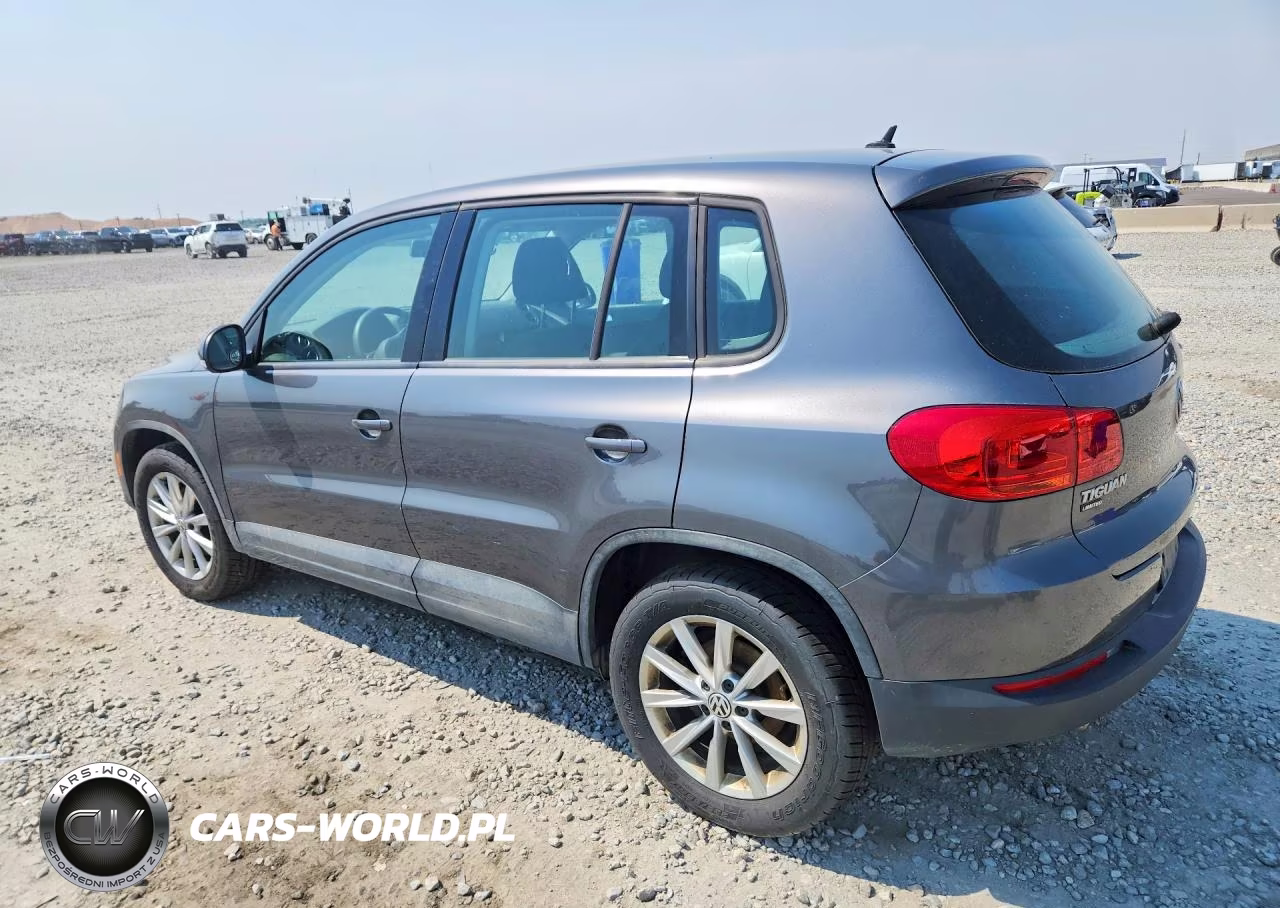2018 Volkswagen Tiguan Limited VIN:WVGBV7AX7JK000576 - 2