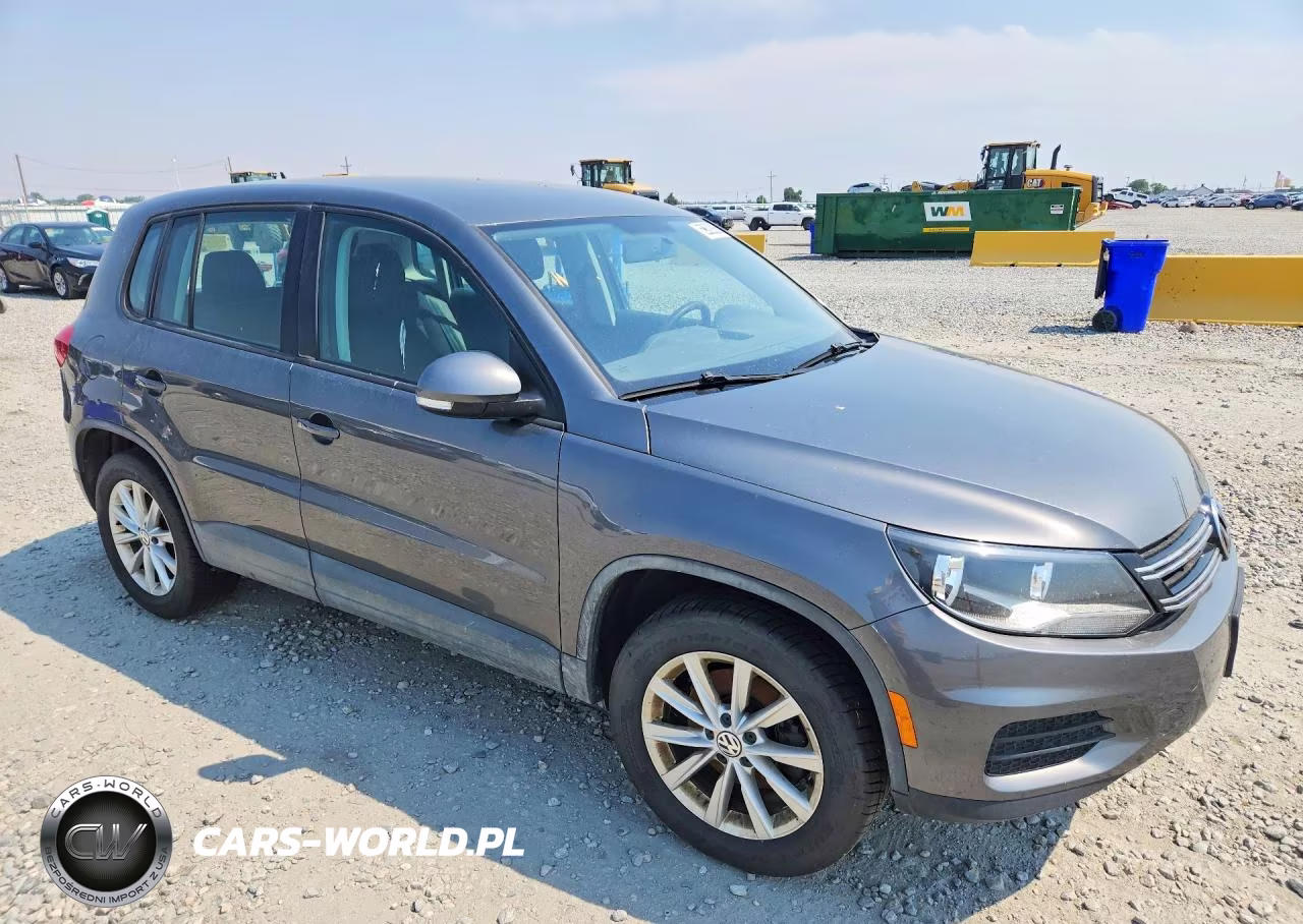 2018 Volkswagen Tiguan Limited VIN:WVGBV7AX7JK000576 - 4
