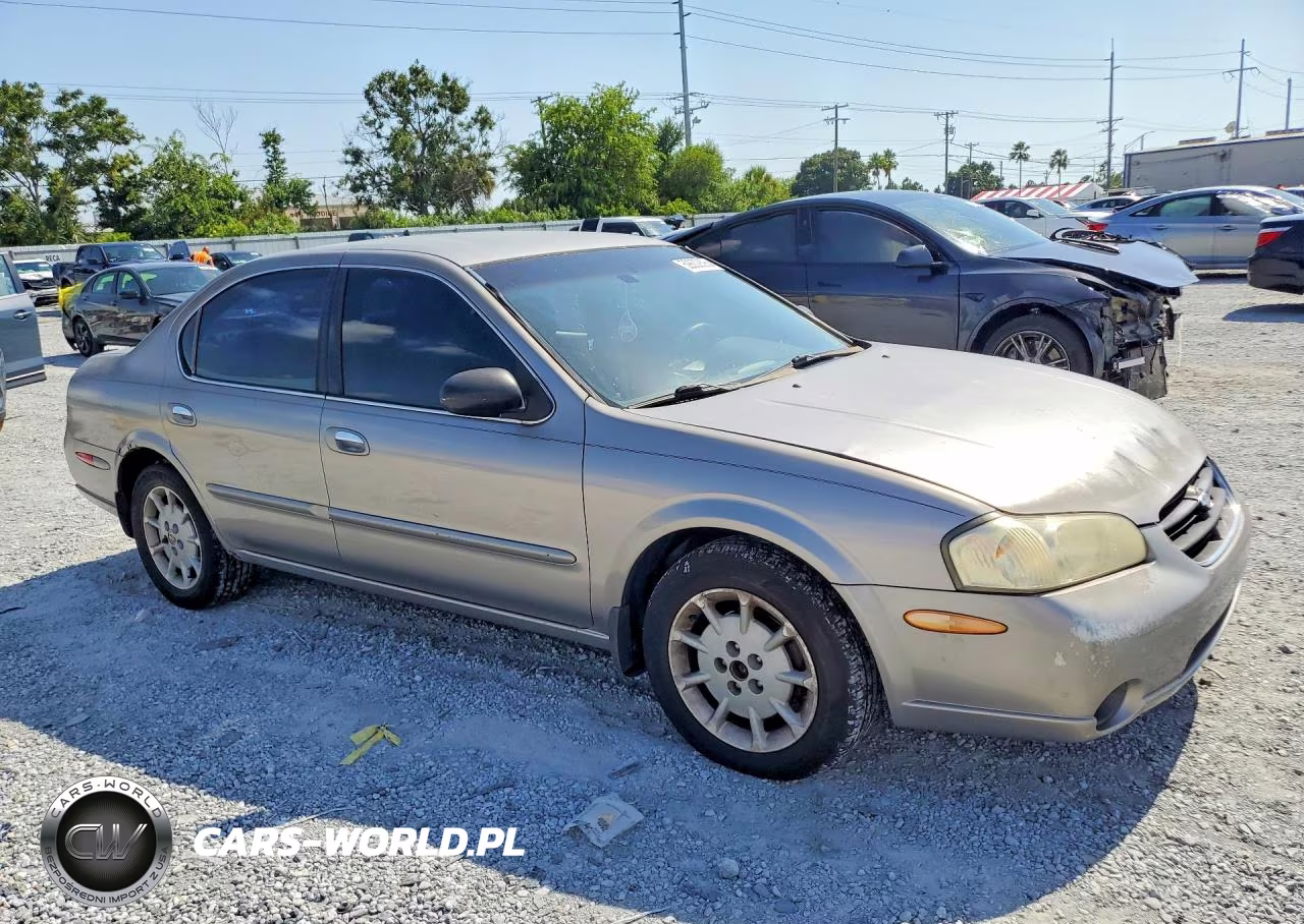2000 Nissan Maxima Gxe VIN:JN1CA31D2YT722550 - 4