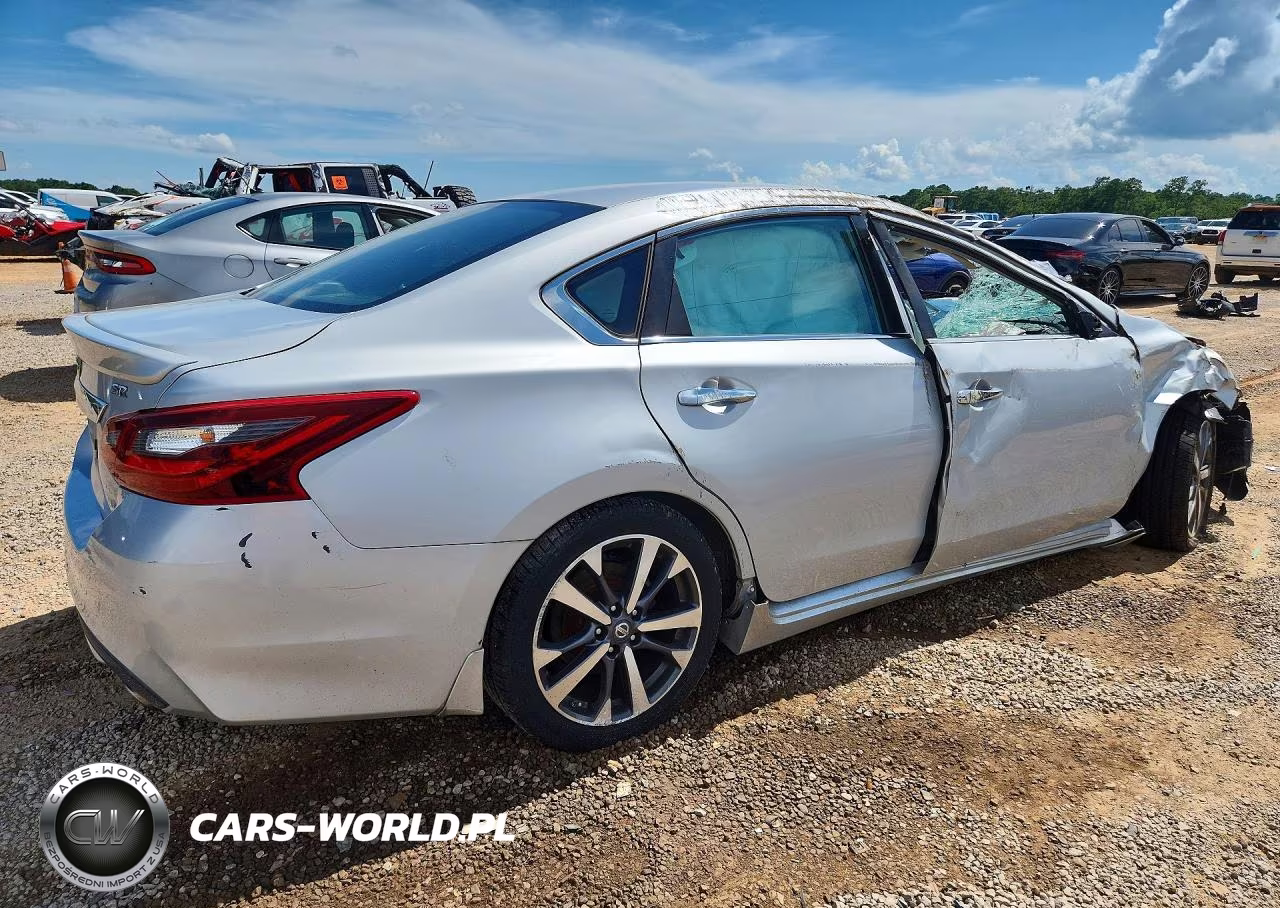 2017 Nissan Altima 2.5 Sr VIN:1N4AL3AP1HN342795 - 3