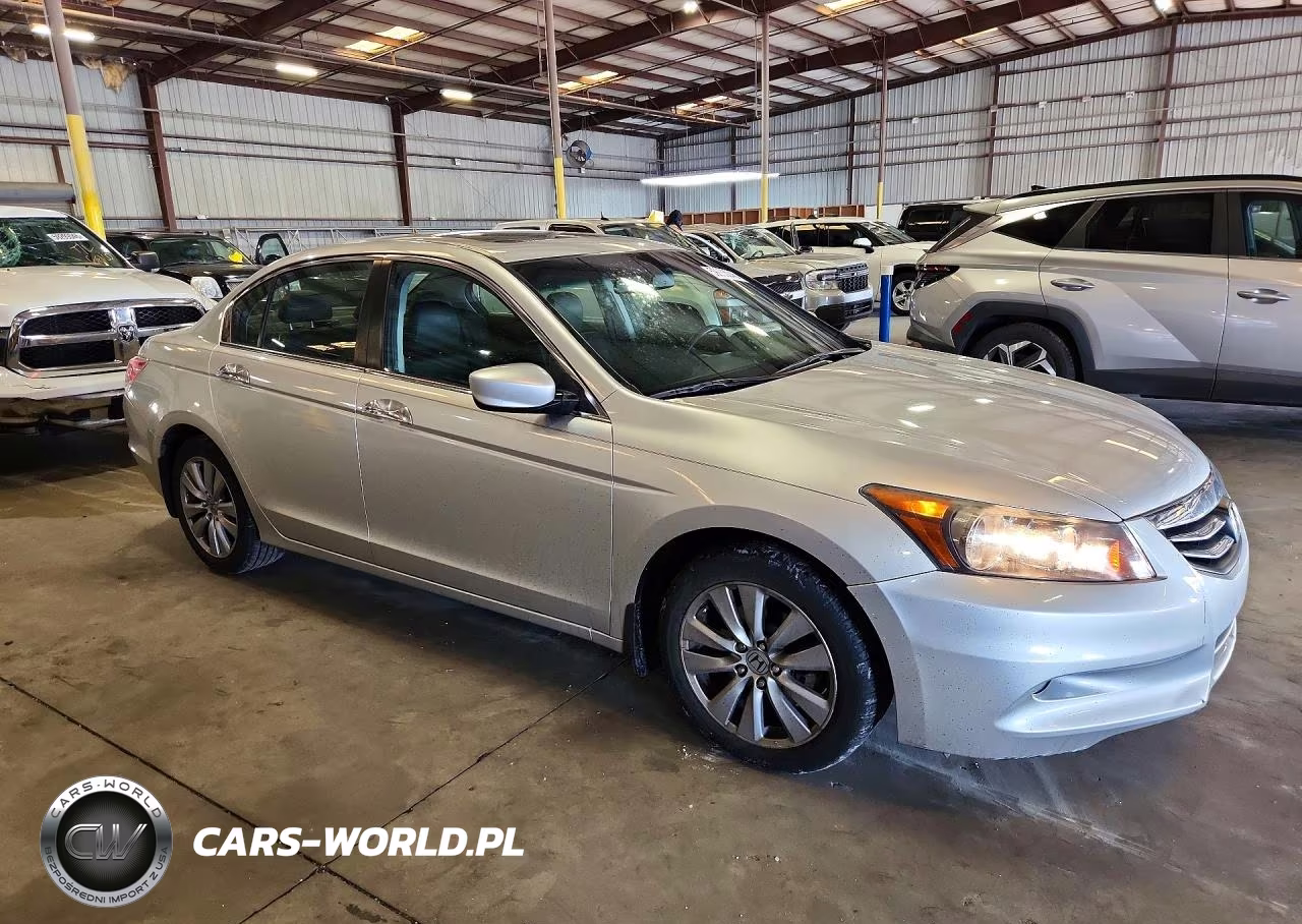 2012 Honda Accord Exl VIN:1HGCP3F8XCA017590 - 4