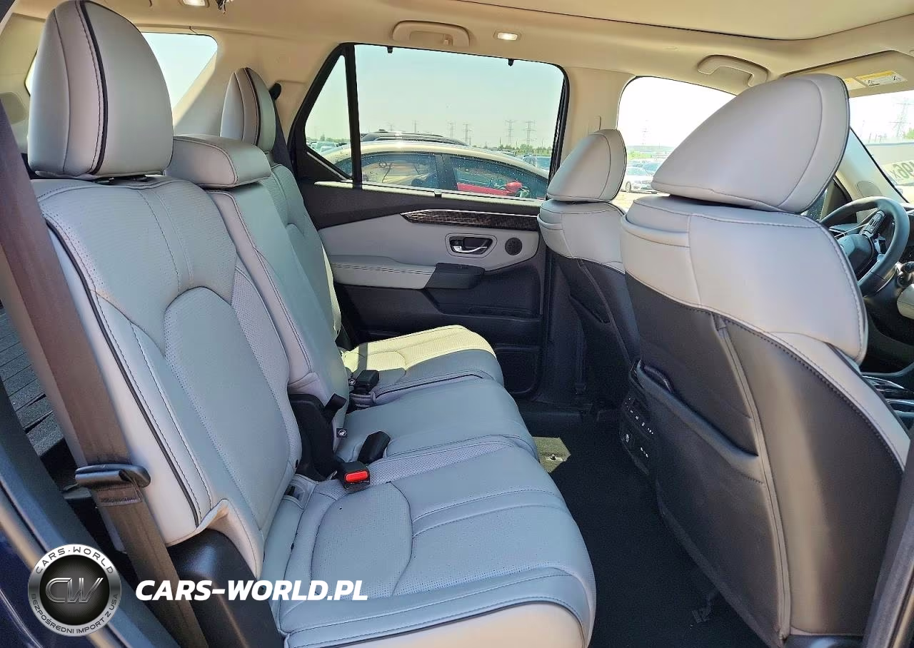 2025 Honda Pilot Elite VIN:5FNYG1H81SB157927 - 10