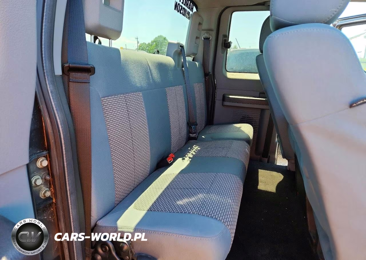 2016 Ford F250 Super Duty VIN:1FT7X2B67GEB71798 - 10