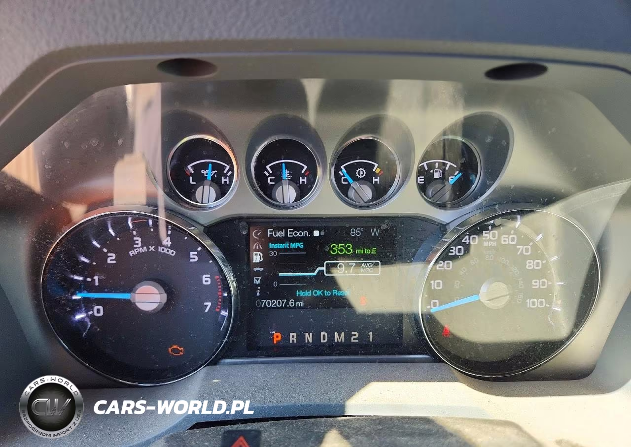 2016 Ford F250 Super Duty VIN:1FT7X2B67GEB71798 - 9