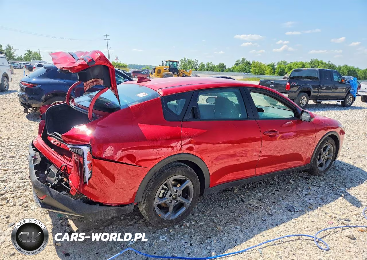 2025 Kia K4 Lxs VIN:3KPFT4DE1SE233801 - 3