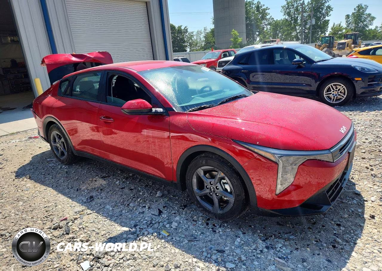 2025 Kia K4 Lxs VIN:3KPFT4DE1SE233801 - 4